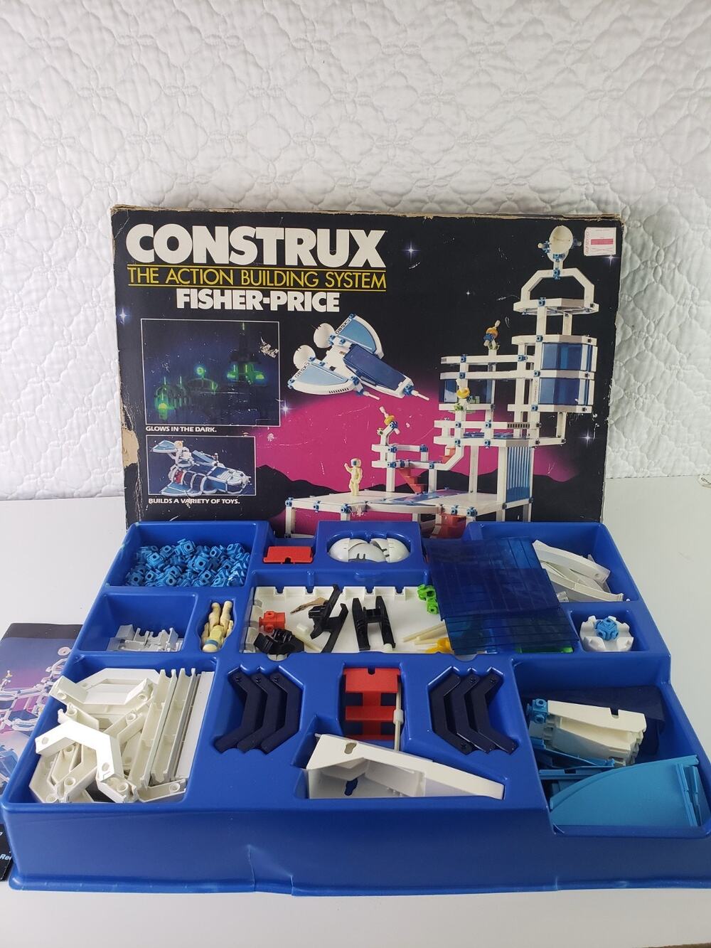 1986 Construx Fisher Price Building 6460 Lunar Command Station Space Serie